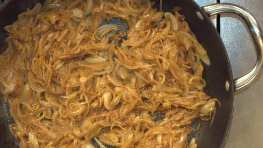 Preparing the Caramelized Onions