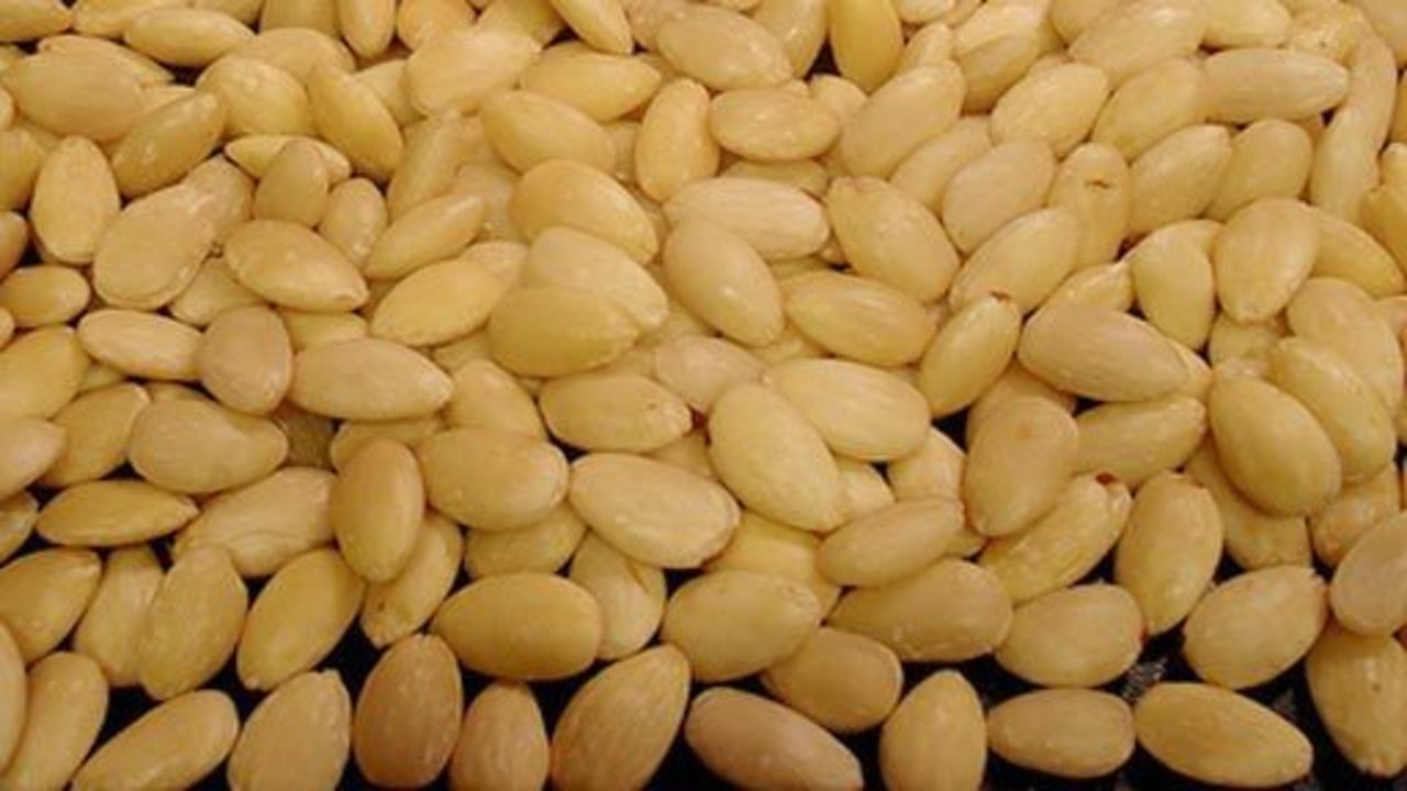 Blanching the Almonds (Optional)