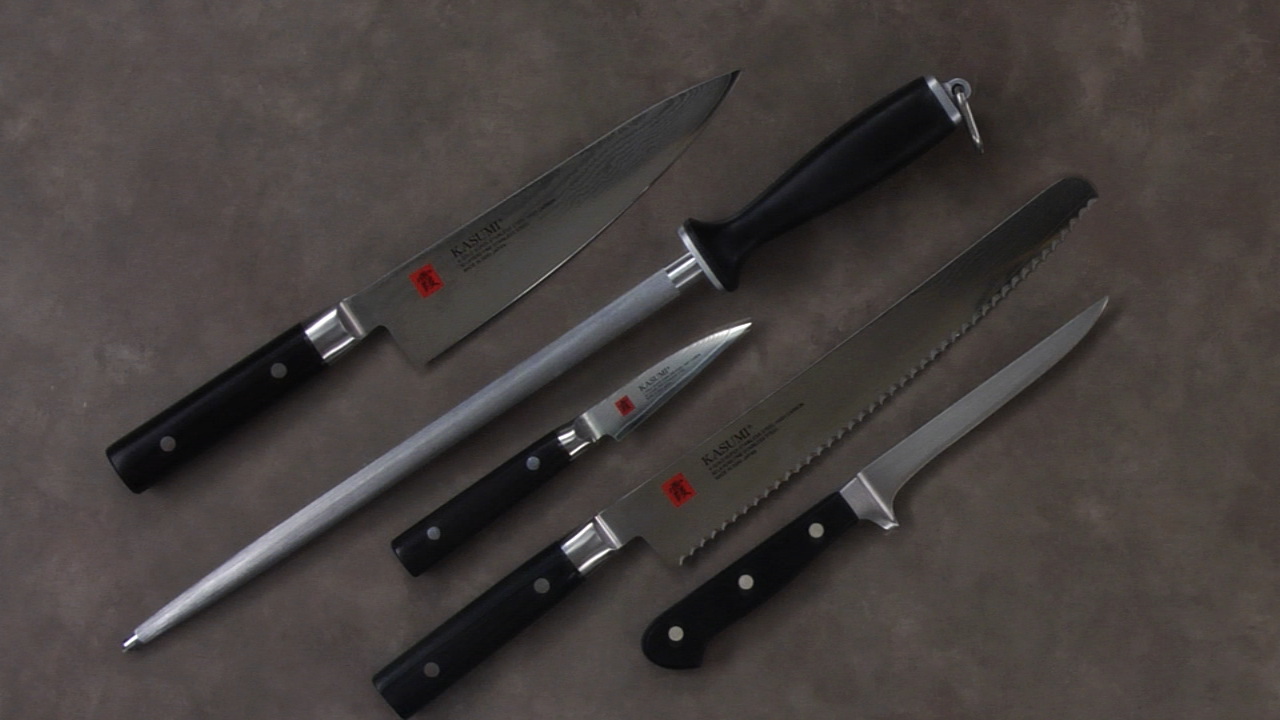 How to Build Your First Knife Kit for Culinary School