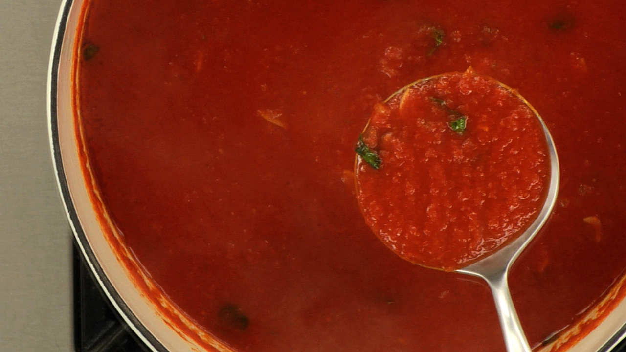 How to Make Tomato Sauce